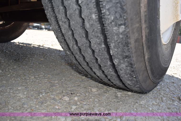 image for item K6178 1998 International 8100 semi truck