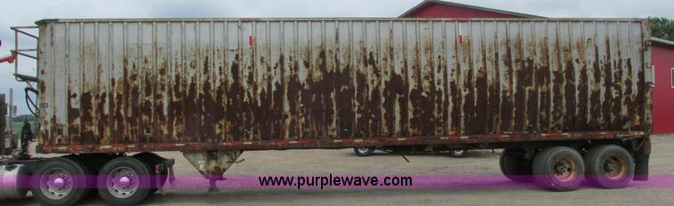 image for item K6504 1997 Load Runner 45115ST live bottom trailer