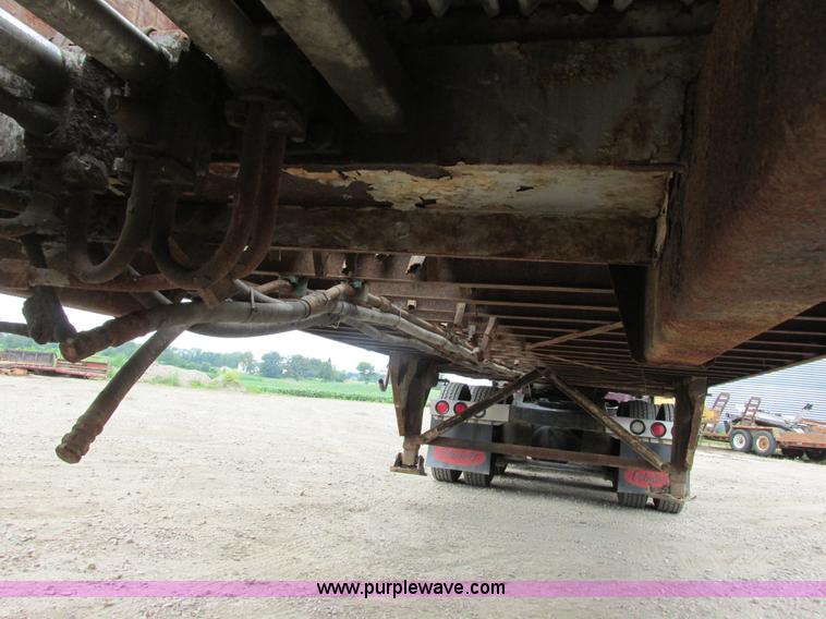 image for item K6504 1997 Load Runner 45115ST live bottom trailer