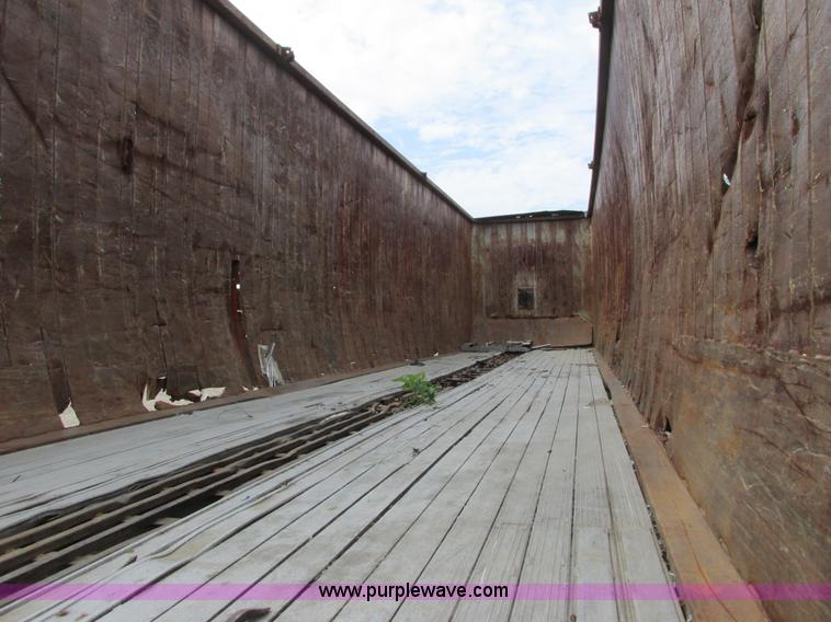 image for item K6504 1997 Load Runner 45115ST live bottom trailer