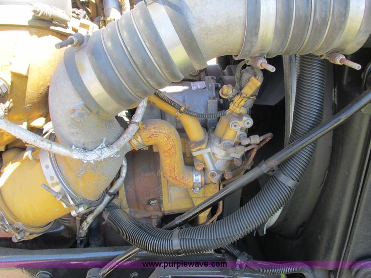 image for item K6511 2008 Peterbilt 388 semi truck