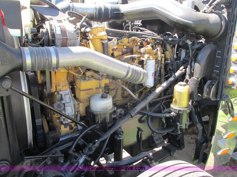 image for item K6511 2008 Peterbilt 388 semi truck