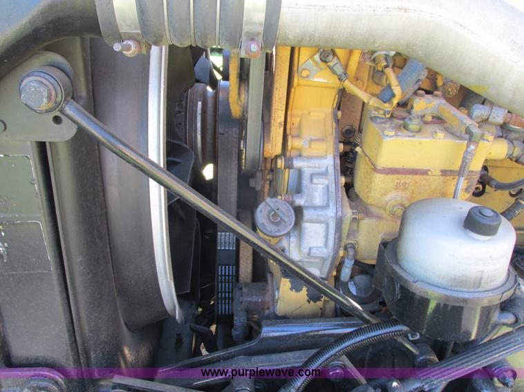 image for item K6511 2008 Peterbilt 388 semi truck