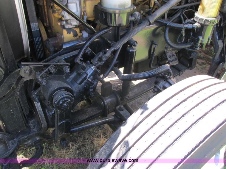 image for item K6511 2008 Peterbilt 388 semi truck