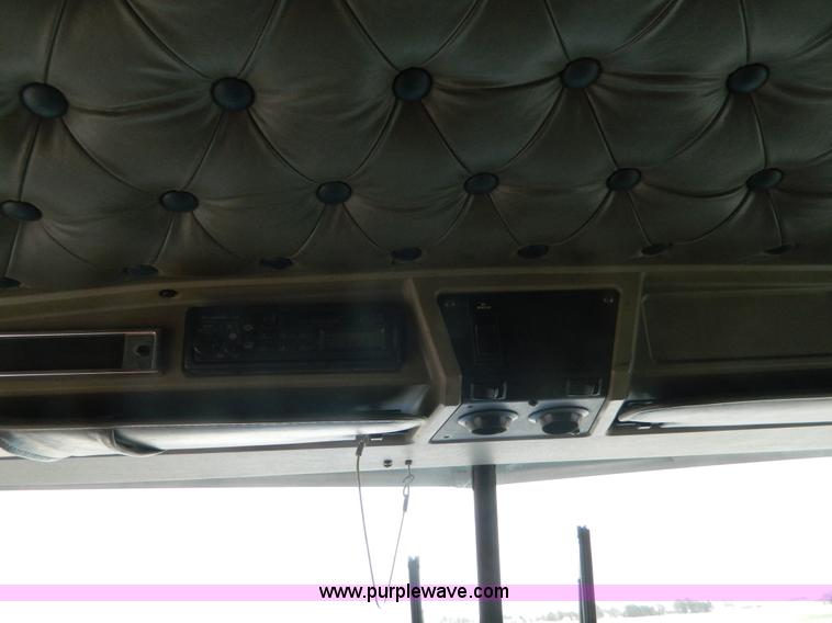 image for item K8014 2000 Kenworth W900L semi truck