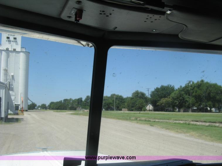 image for item K8701 1999 Peterbilt 379