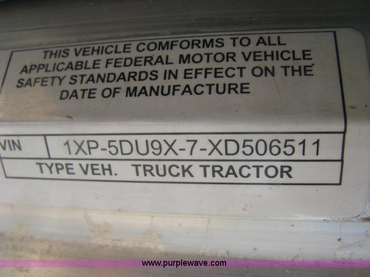 image for item K8701 1999 Peterbilt 379