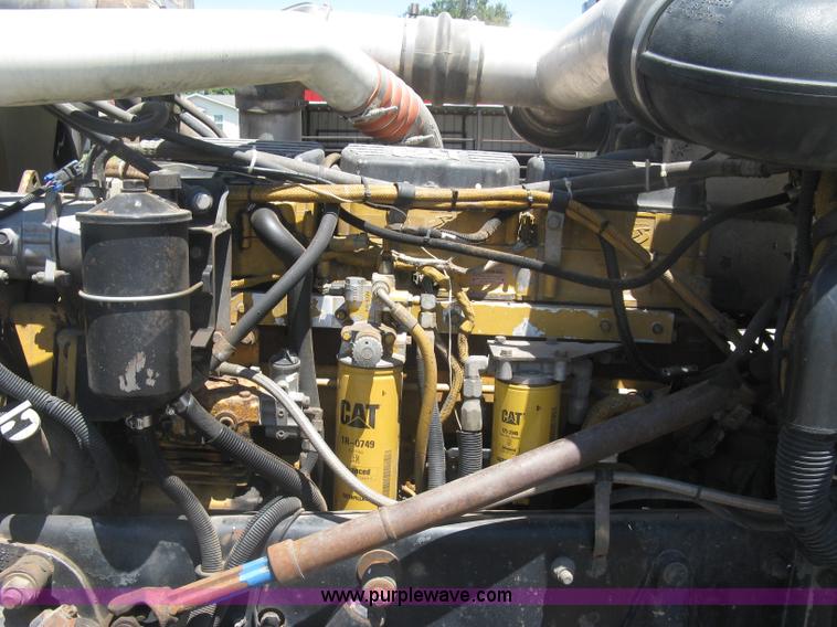 image for item K8701 1999 Peterbilt 379