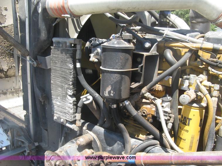 image for item K8701 1999 Peterbilt 379