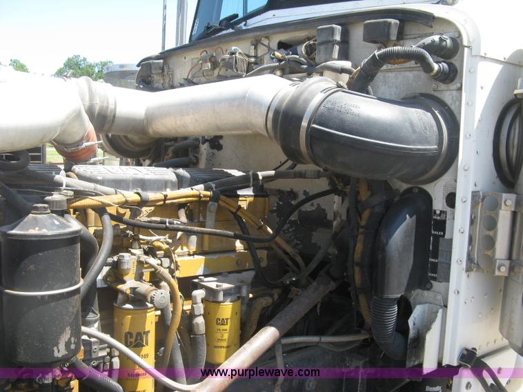 image for item K8701 1999 Peterbilt 379