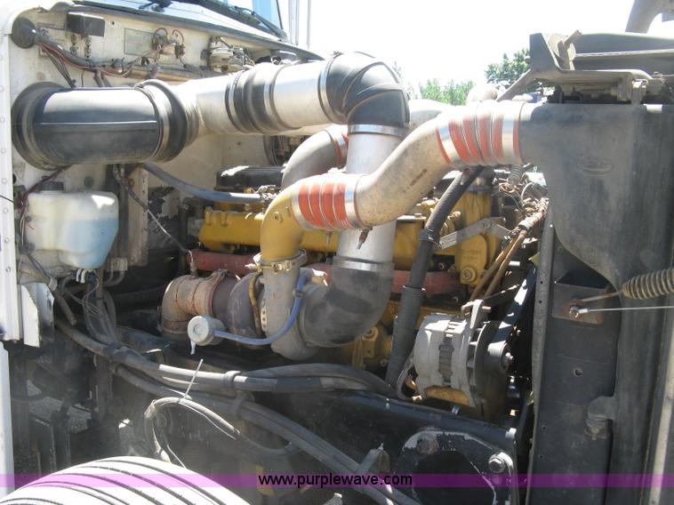 image for item K8701 1999 Peterbilt 379