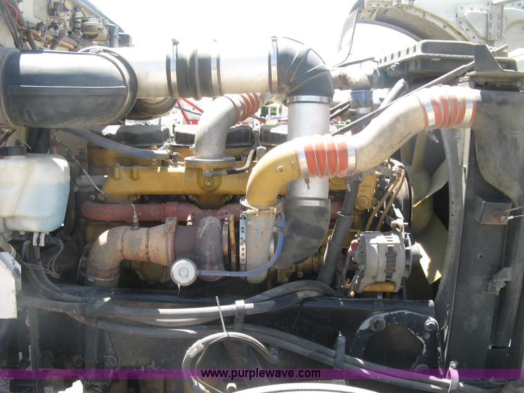 image for item K8701 1999 Peterbilt 379