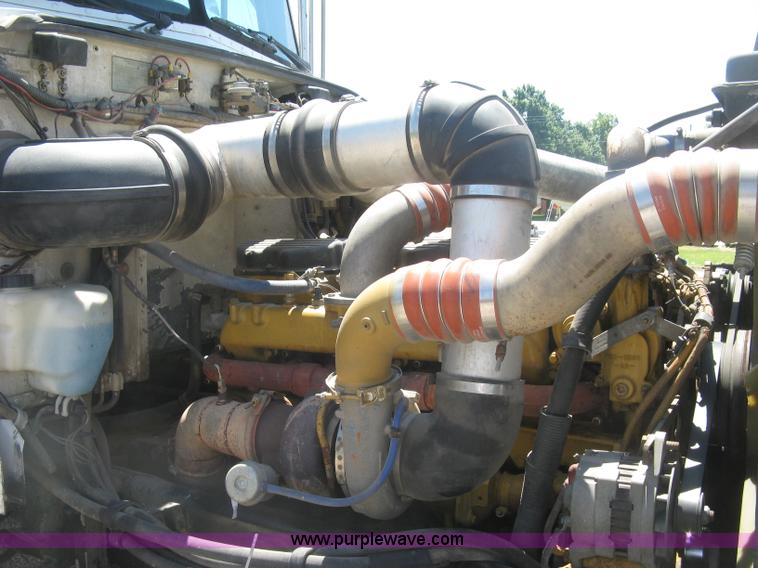 image for item K8701 1999 Peterbilt 379