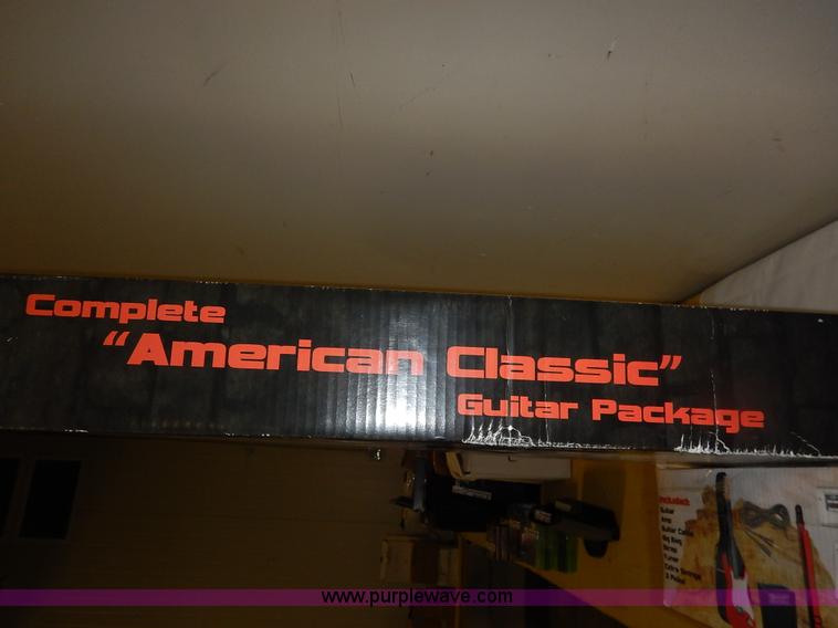 image for item BM9473 Castle Rock guitar package