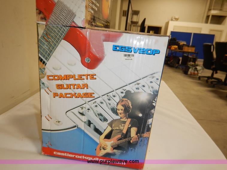 image for item BM9473 Castle Rock guitar package