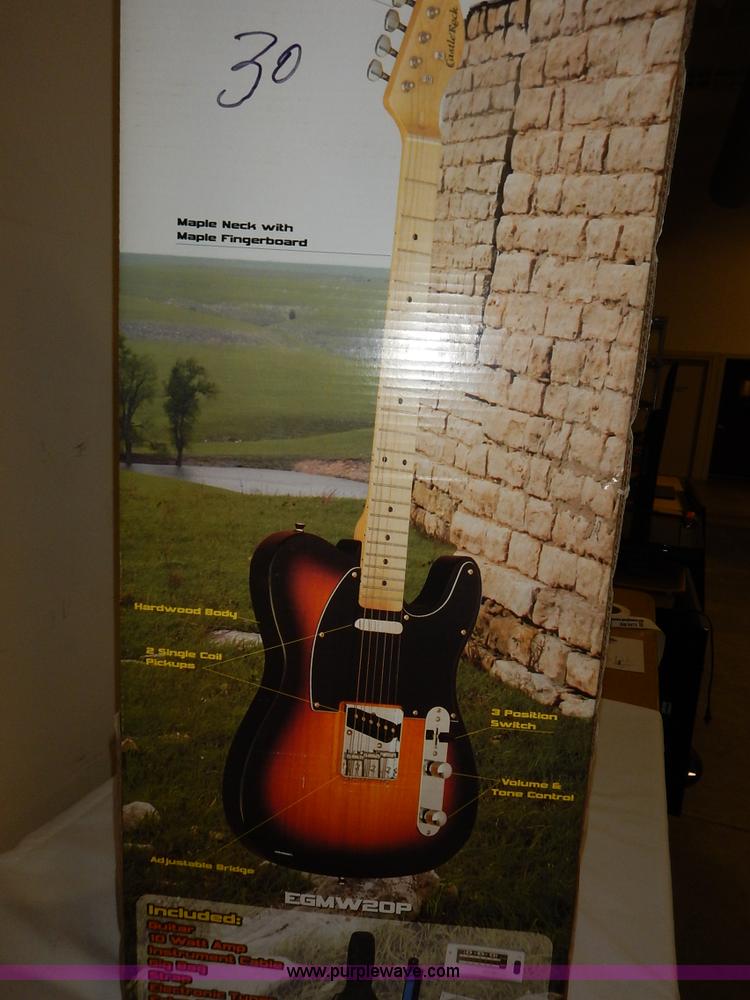 image for item BM9474 Castle Rock guitar package