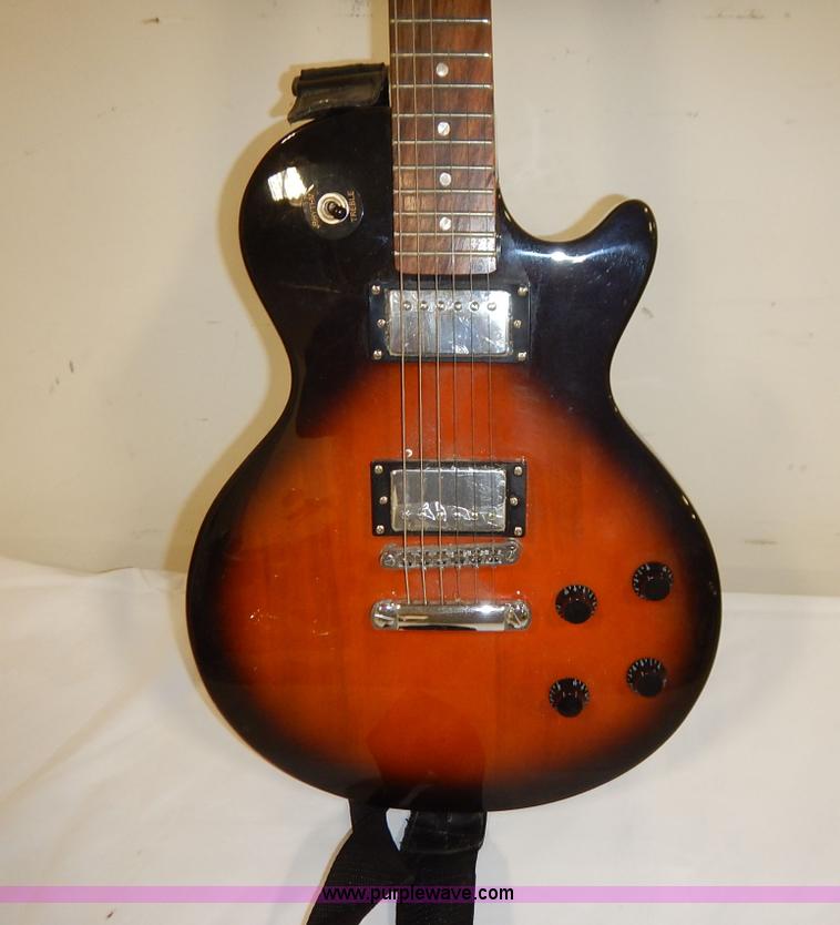 image for item BM9475 Castle Rock electric guitar