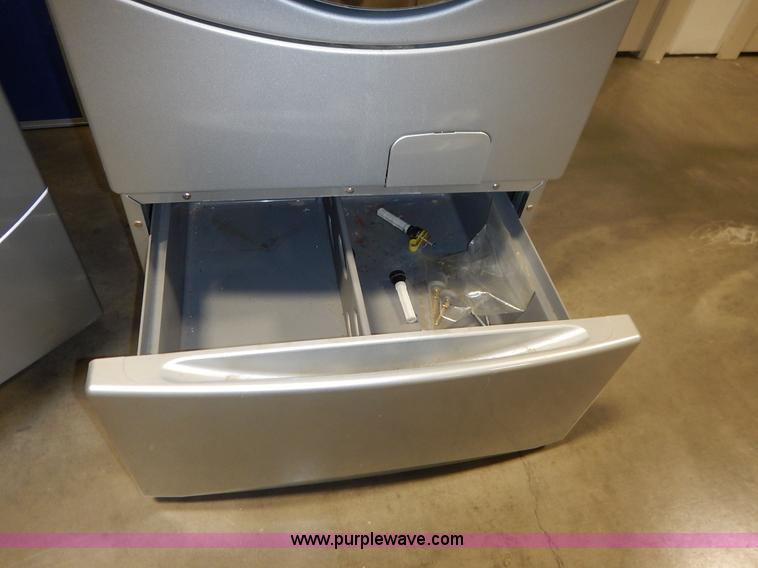 image for item BM9484 GE front load washer/dryer set