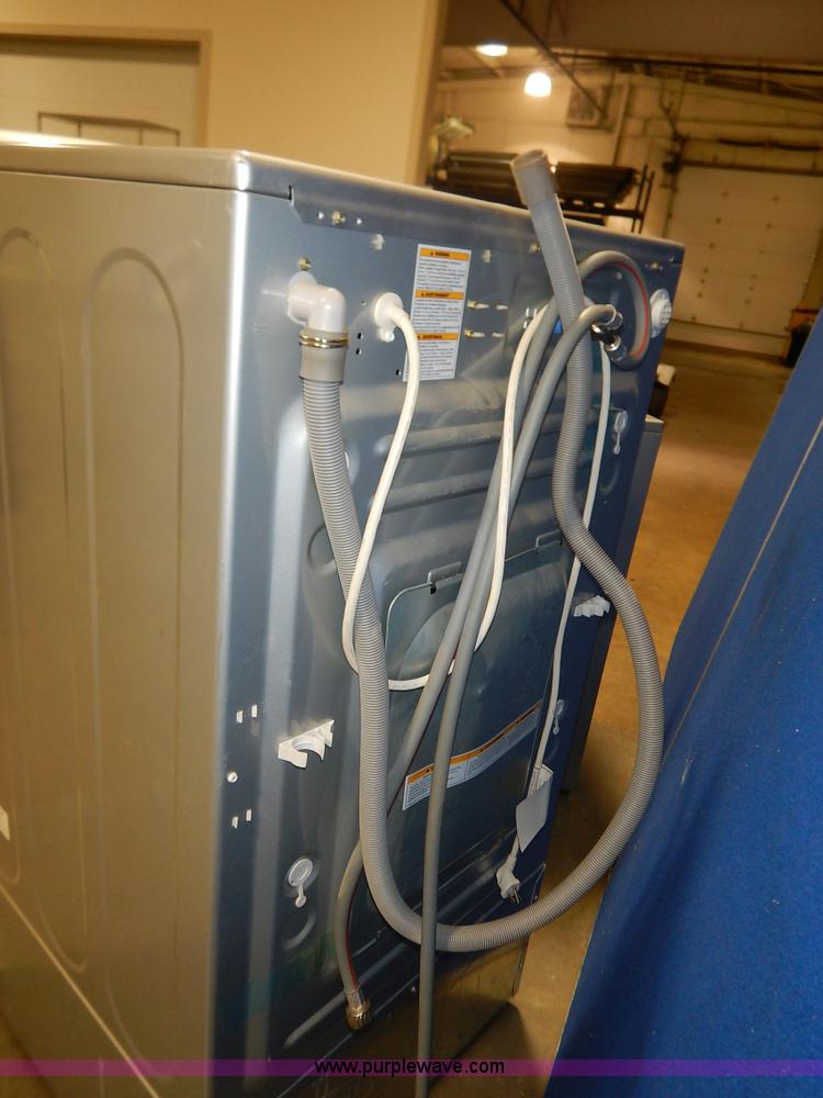 image for item BM9484 GE front load washer/dryer set