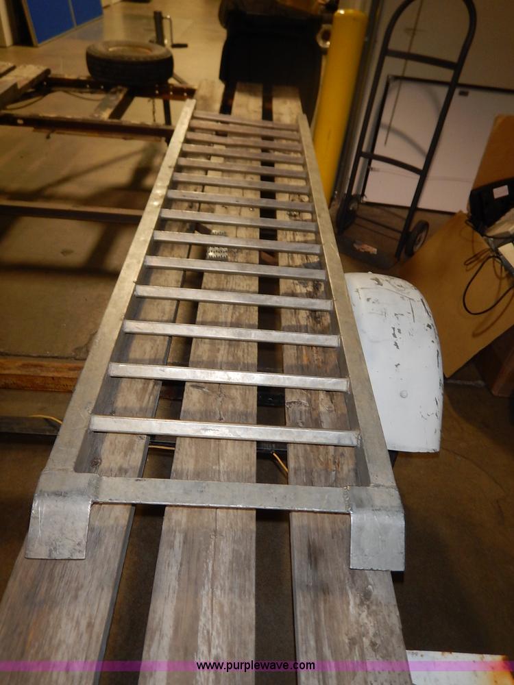 image for item BM9490 ATV trailer