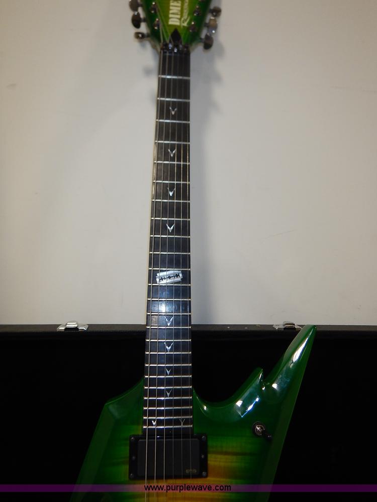 image for item BO9751 Dime Razorback green guitar