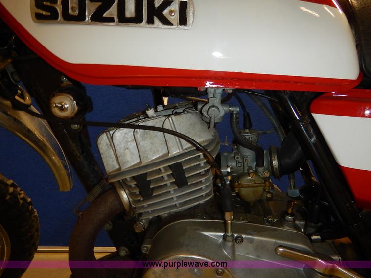 image for item BO9761 1972 Suzuki dirt bike