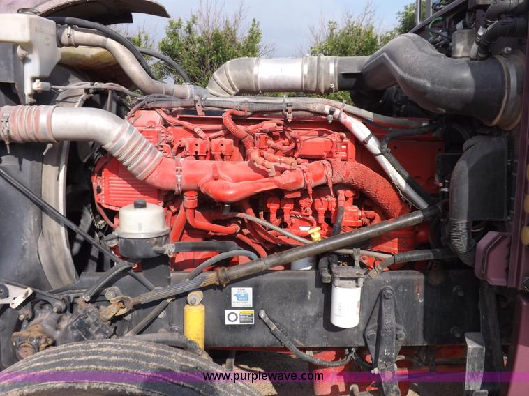 image for item J6900 2008 Peterbilt 389 semi truck