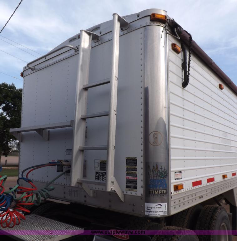 image for item J6901 2011 Timpte Super Hopper double hopper grain trailer