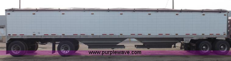 image for item J6901 2011 Timpte Super Hopper double hopper grain trailer