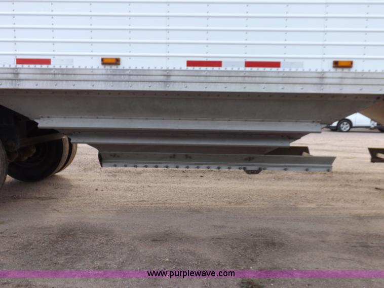 image for item J6901 2011 Timpte Super Hopper double hopper grain trailer