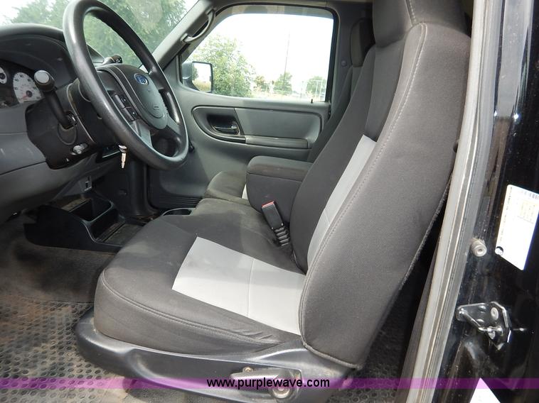 image for item K1525 2006 Ford Ranger SuperCab pickup truck