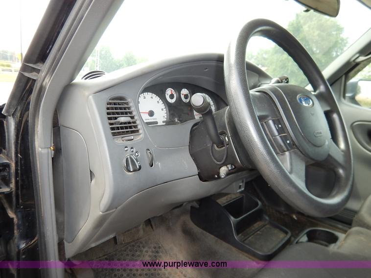 image for item K1525 2006 Ford Ranger SuperCab pickup truck