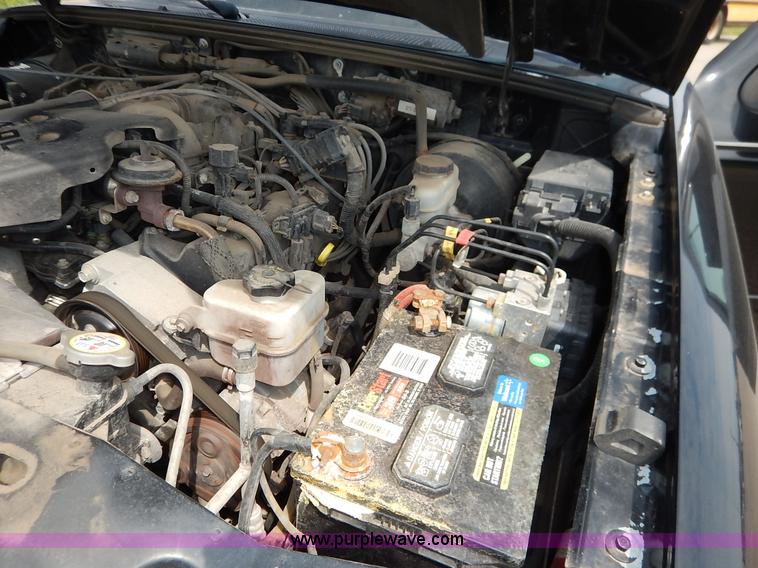 image for item K1525 2006 Ford Ranger SuperCab pickup truck