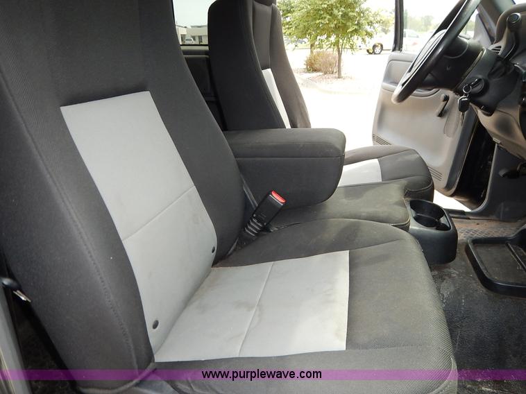 image for item K1525 2006 Ford Ranger SuperCab pickup truck