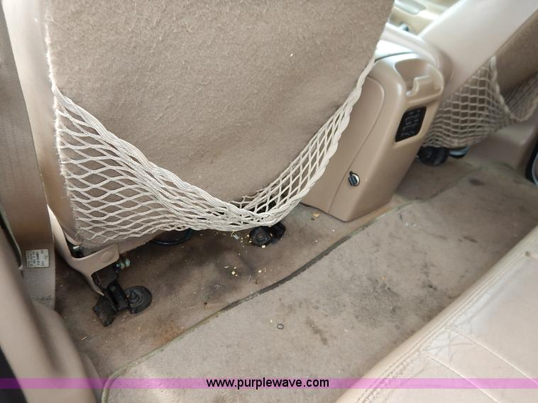 image for item K1529 1997 Ford Expedition Eddie Bauer SUV