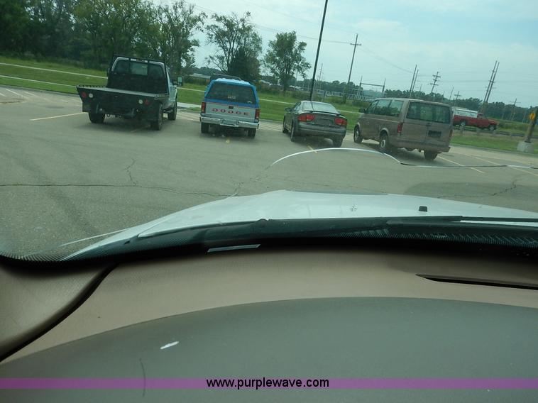 image for item K1529 1997 Ford Expedition Eddie Bauer SUV