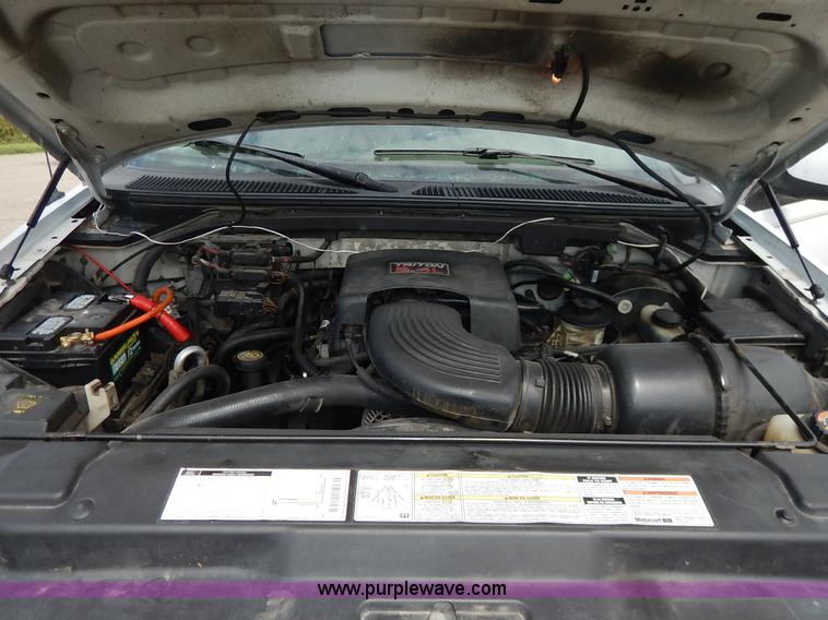 image for item K1529 1997 Ford Expedition Eddie Bauer SUV