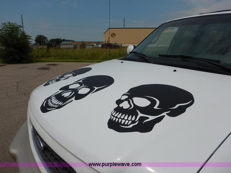 image for item K1529 1997 Ford Expedition Eddie Bauer SUV