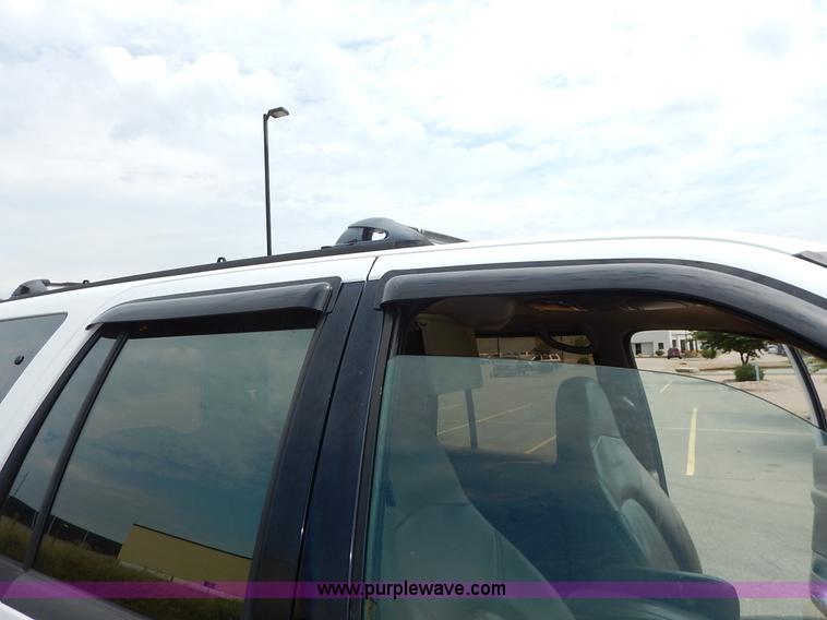 image for item K1529 1997 Ford Expedition Eddie Bauer SUV