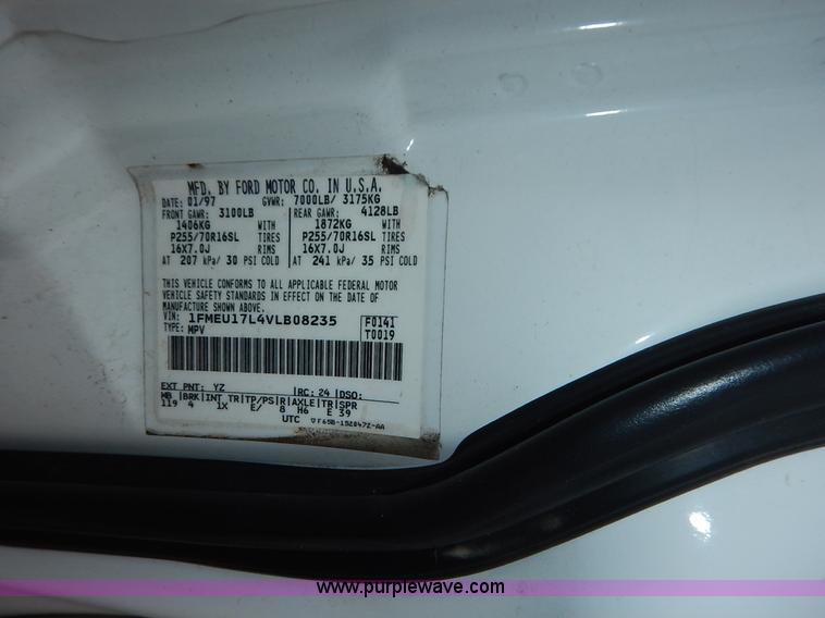 image for item K1529 1997 Ford Expedition Eddie Bauer SUV