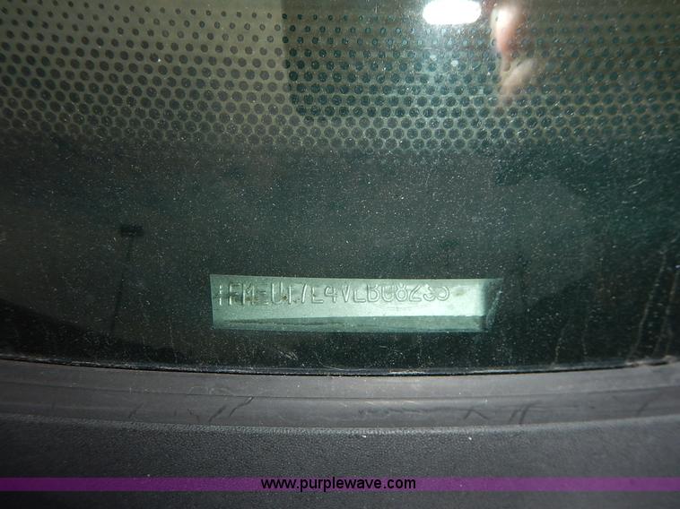 image for item K1529 1997 Ford Expedition Eddie Bauer SUV