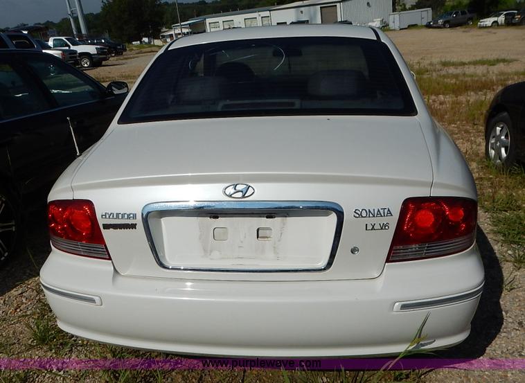 image for item K1558 2002 Hyundai Sonata LX