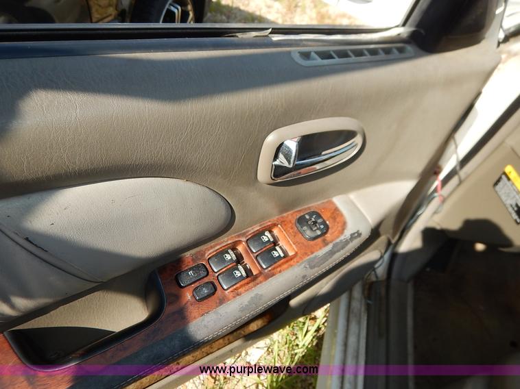 image for item K1558 2002 Hyundai Sonata LX