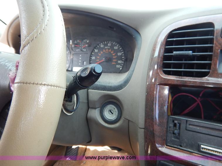 image for item K1558 2002 Hyundai Sonata LX