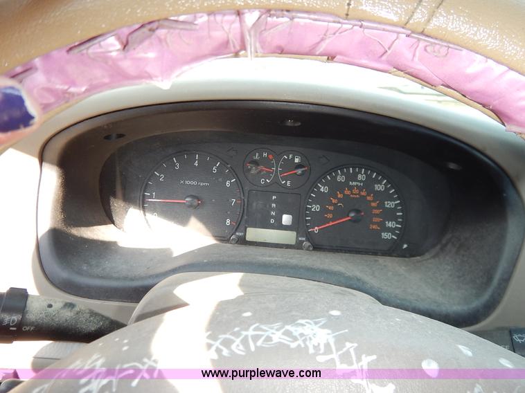 image for item K1558 2002 Hyundai Sonata LX