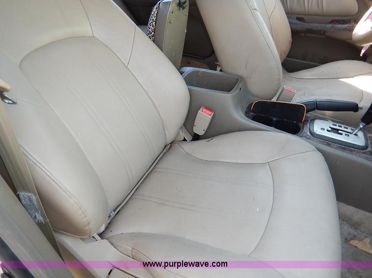 image for item K1558 2002 Hyundai Sonata LX