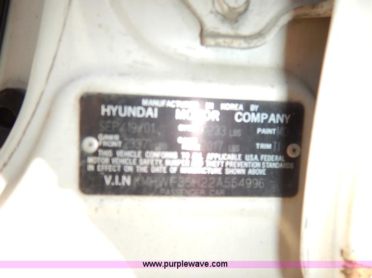 image for item K1558 2002 Hyundai Sonata LX