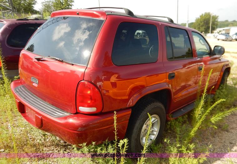 image for item K1559 2000 Dodge Durango SUV