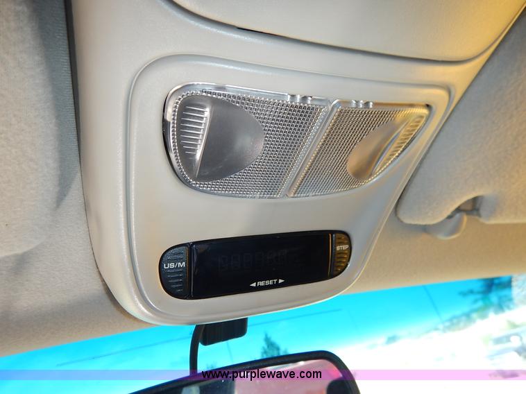 image for item K1559 2000 Dodge Durango SUV