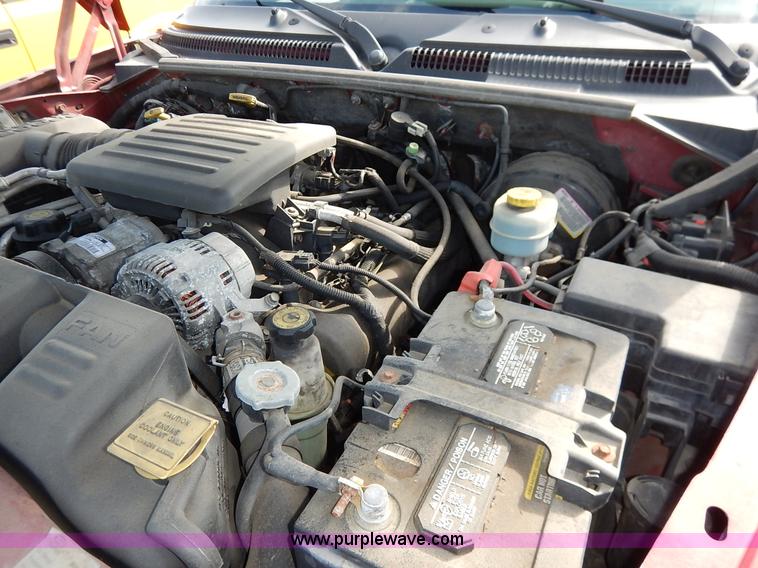 image for item K1559 2000 Dodge Durango SUV